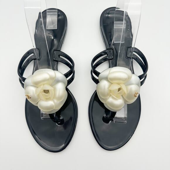 CHANEL Shoes - Chanel Camellia Flower Rubber PVC Thong Flip Flop Sandal Black 40 Flat Summer